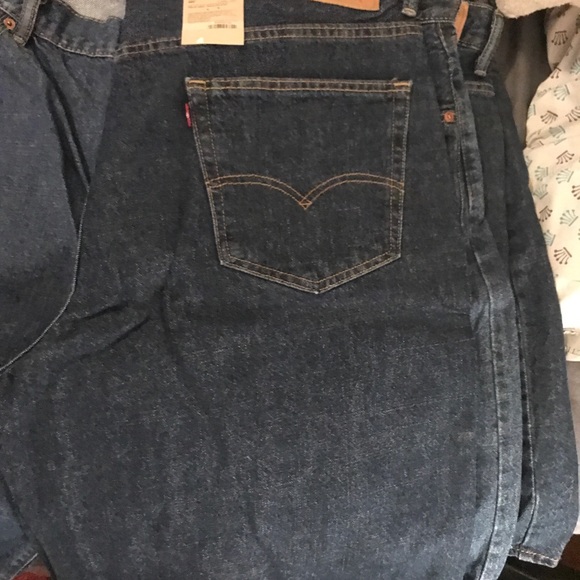 Men’s Levi shorts new with tags - Picture 2 of 3